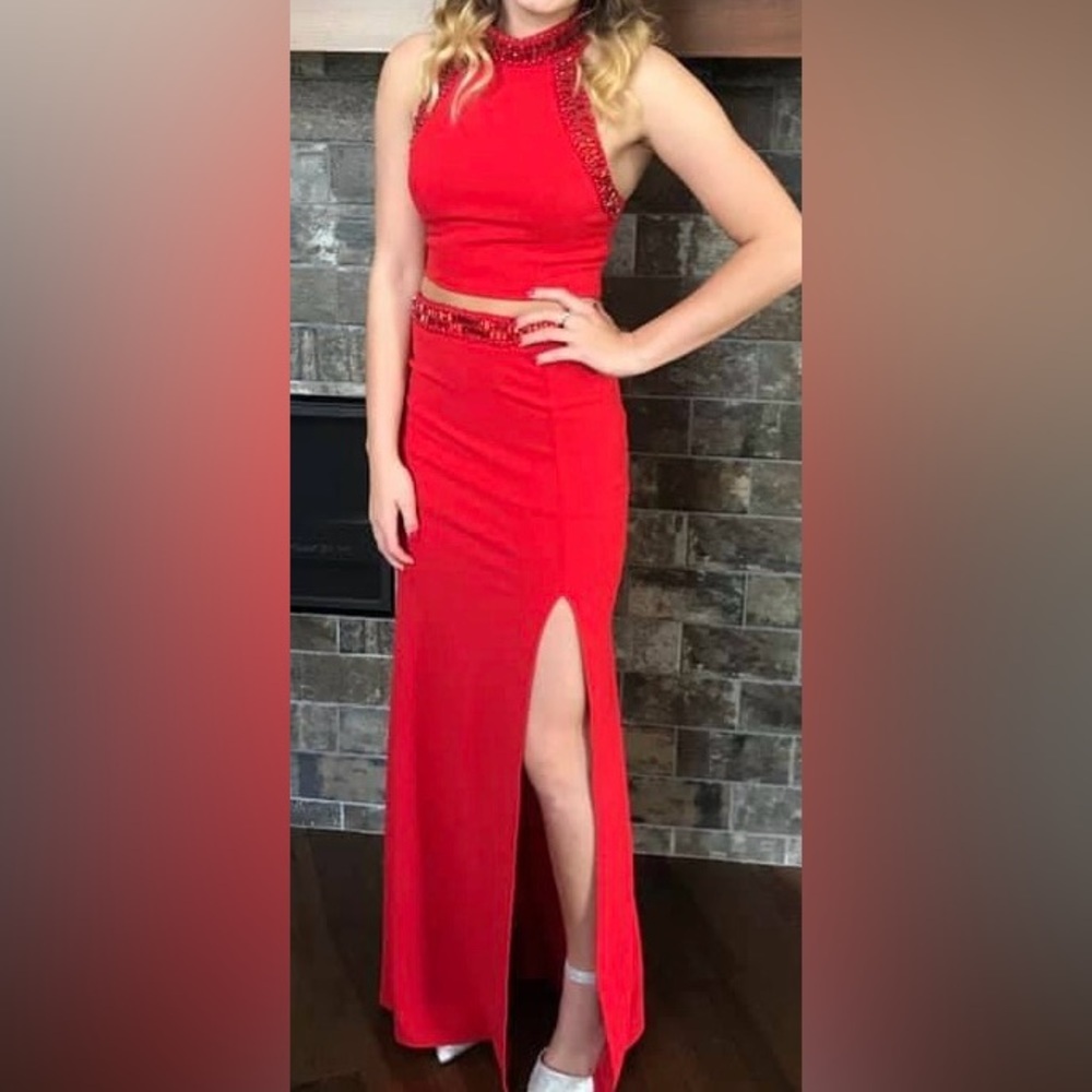 B. Darwin 2 Piece Prom Dress size 1/2 Red